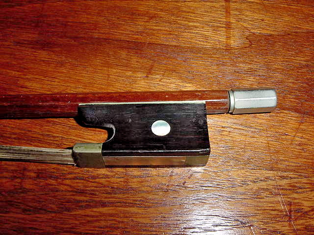 SIGNED GERMANY ANTIQUE VIOLIN BOW