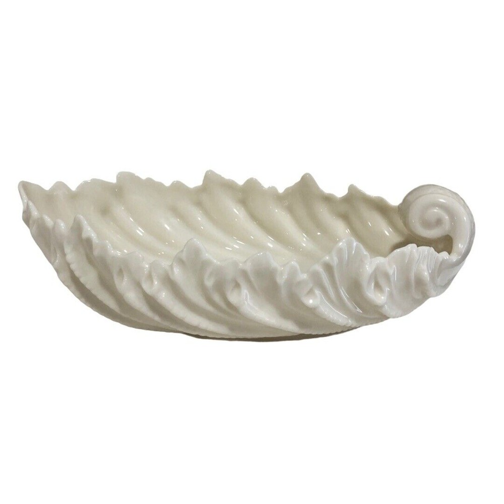 Vintage Lenox Acanthus Leaf Shell Bowl