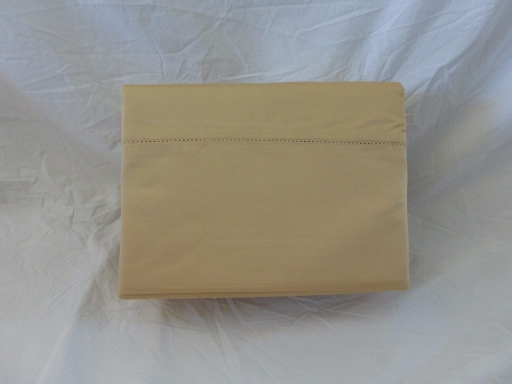 4 pc Andiamo Wrinkle Resistant King Sheet Set NIP