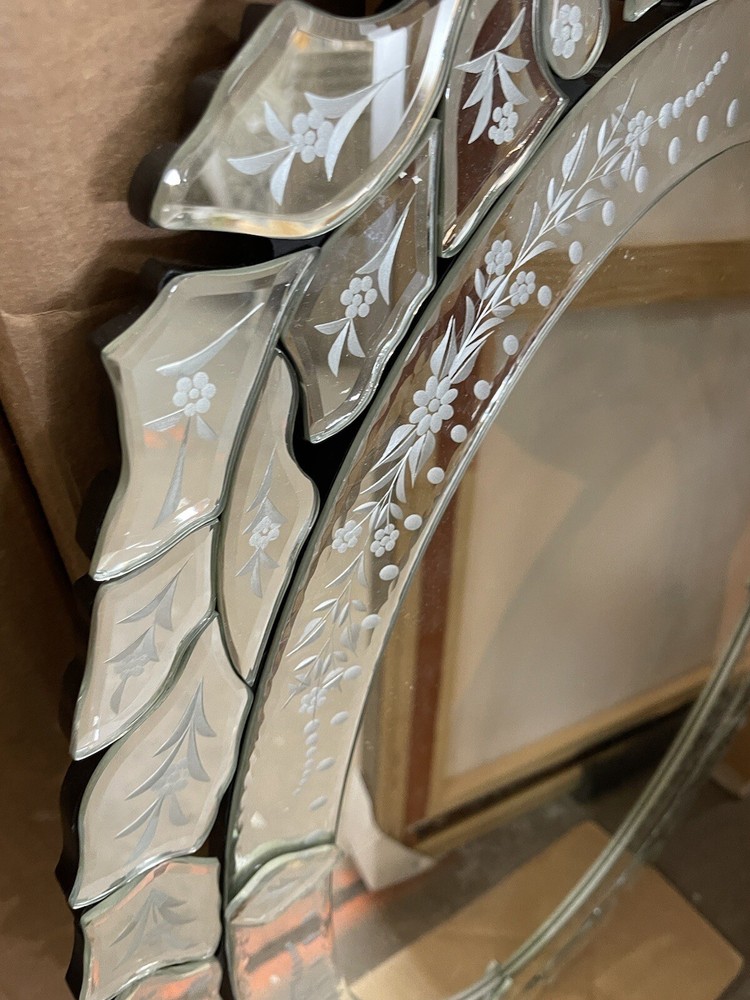 Ernhart Oval Venetian-Style Mirror