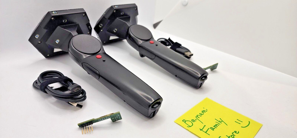 2x RARE VALVE HTC Vive 🔥PROTOTYPE 🔥 Dev VR Pair Controllers + Hardwire Kit