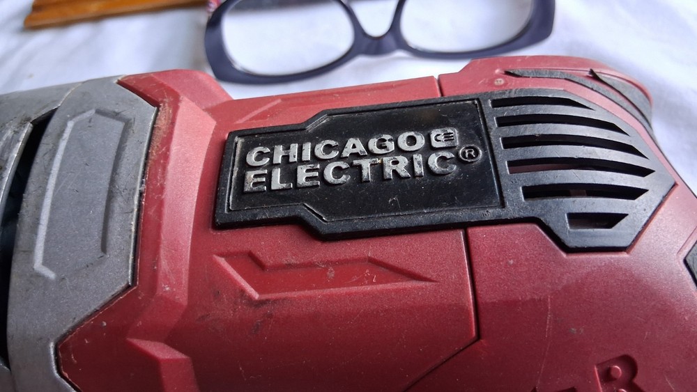Chicago Electric Heavy Duty 1/2" Drill.