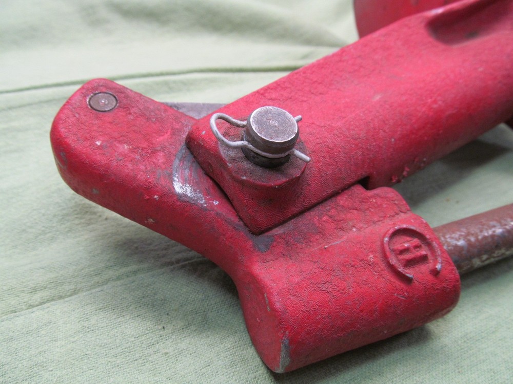 CH Single Stage Reloading Press with Priming Arm - Uses Standard 7/8" Dies