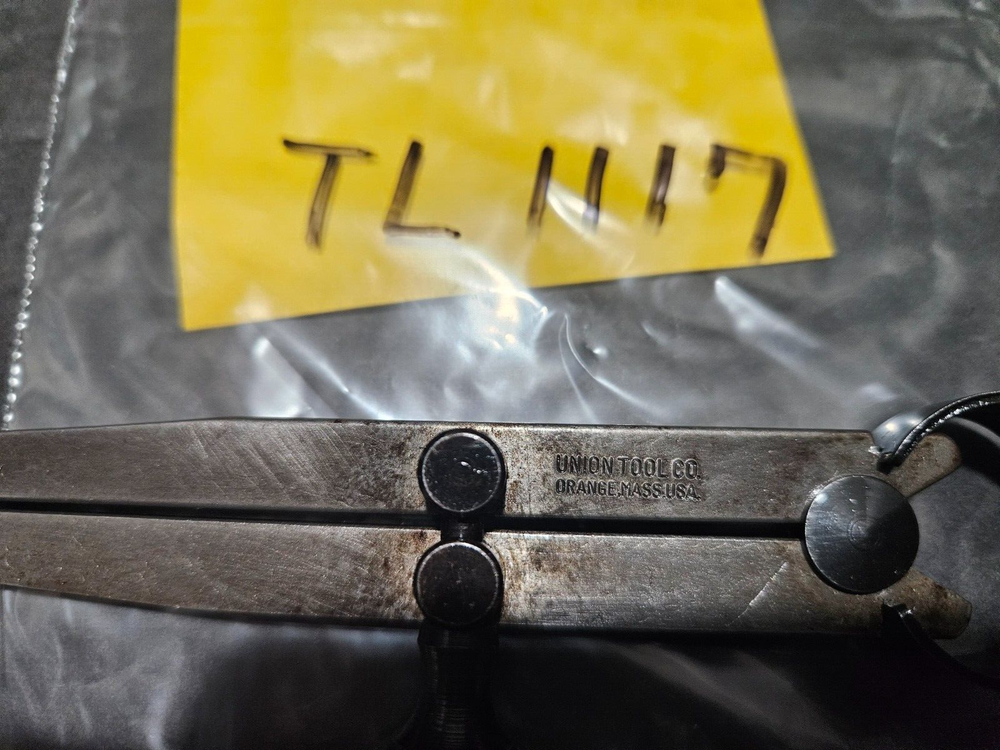 VINTAGE UNION TOOL CO. SPRING JOINT FLAT LEG 6" INSIDE CALIPER (TL1117)
