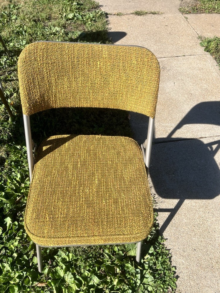 Vintage Samsonite Folding Table And Chairs