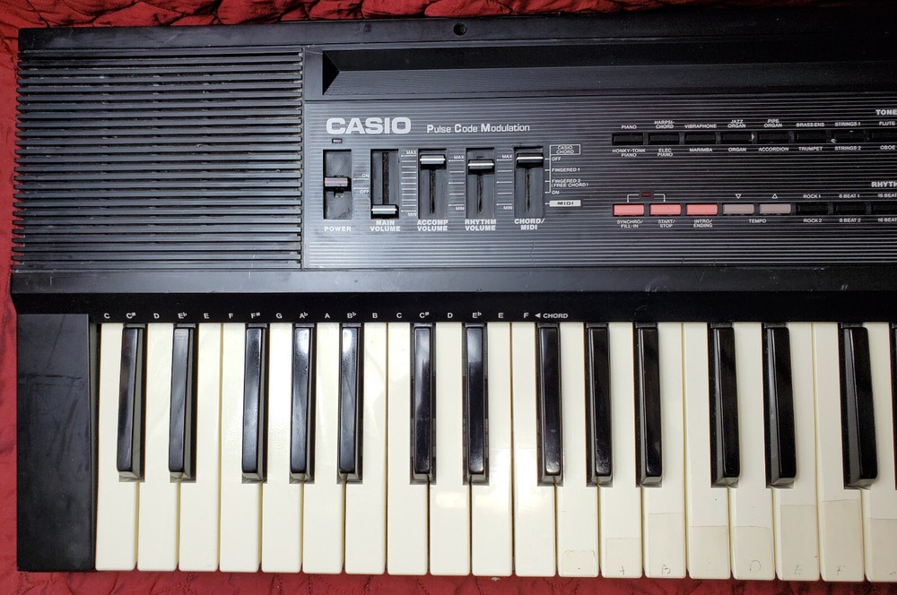 Vintage Casio Casiotone CT-640 Pulse Code Modulation Keyboard MIDI 465 Tone Bank
