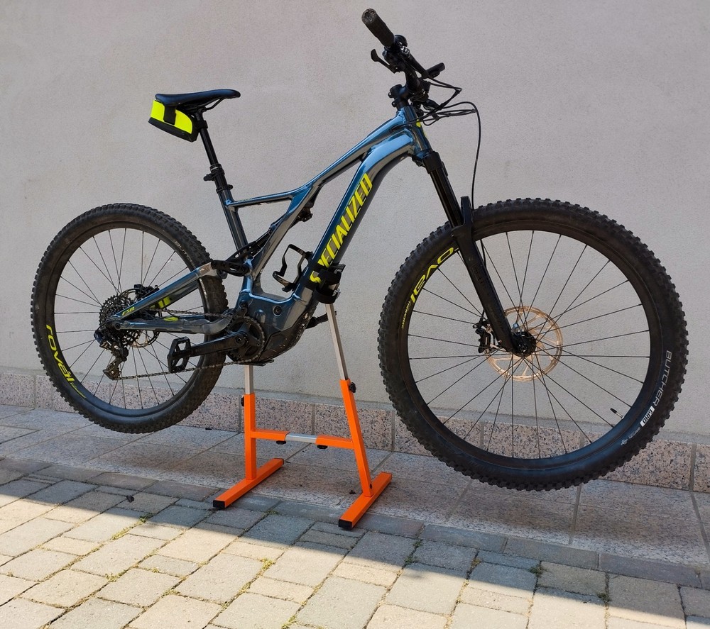 Universal Adjustable Extendable Central Maintenance Stand Emtb