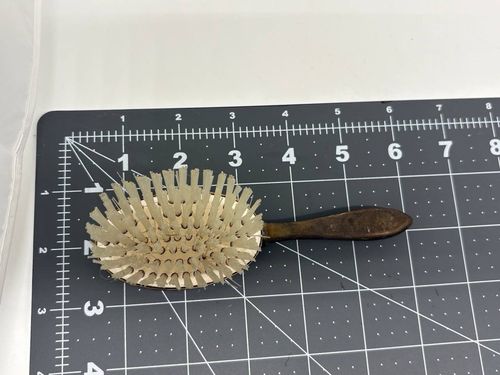 Vintage Reed & Barton brush Made In Italy