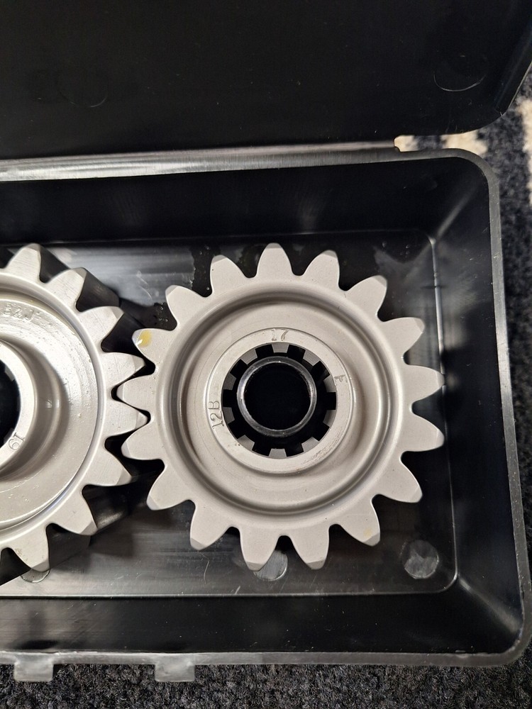 B&J QUICK CHANGE 10 SPLINE GEARS #12 17/19 TOOTH