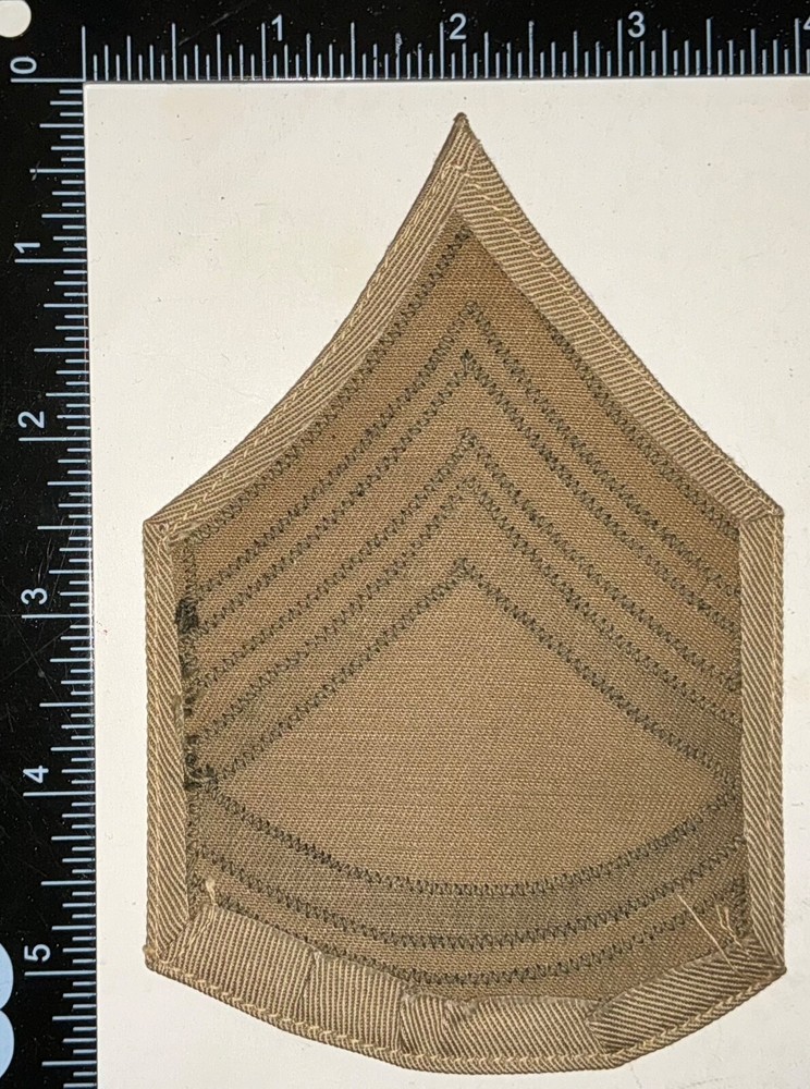 WWII USMC US Marine Gunnery Sergeant Sgt KHAKI SINGLE CHEVRON PATCH