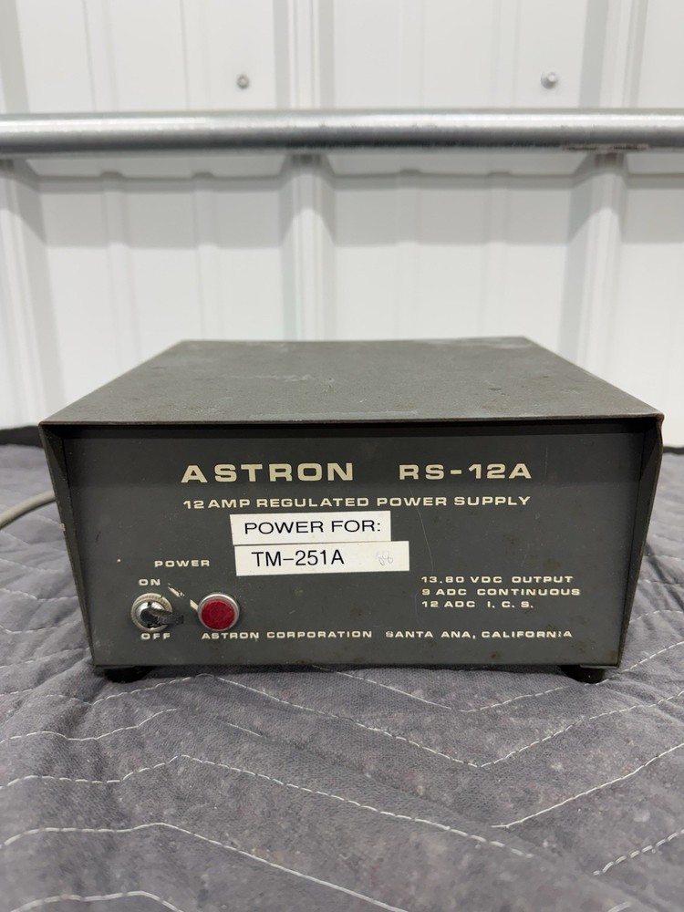 Astron RS-12A Power Supply