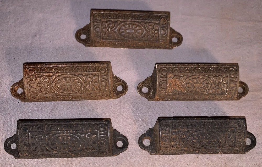 Great Set  5  Antique  Cast Iron  Bin  Cabinet  Pulls