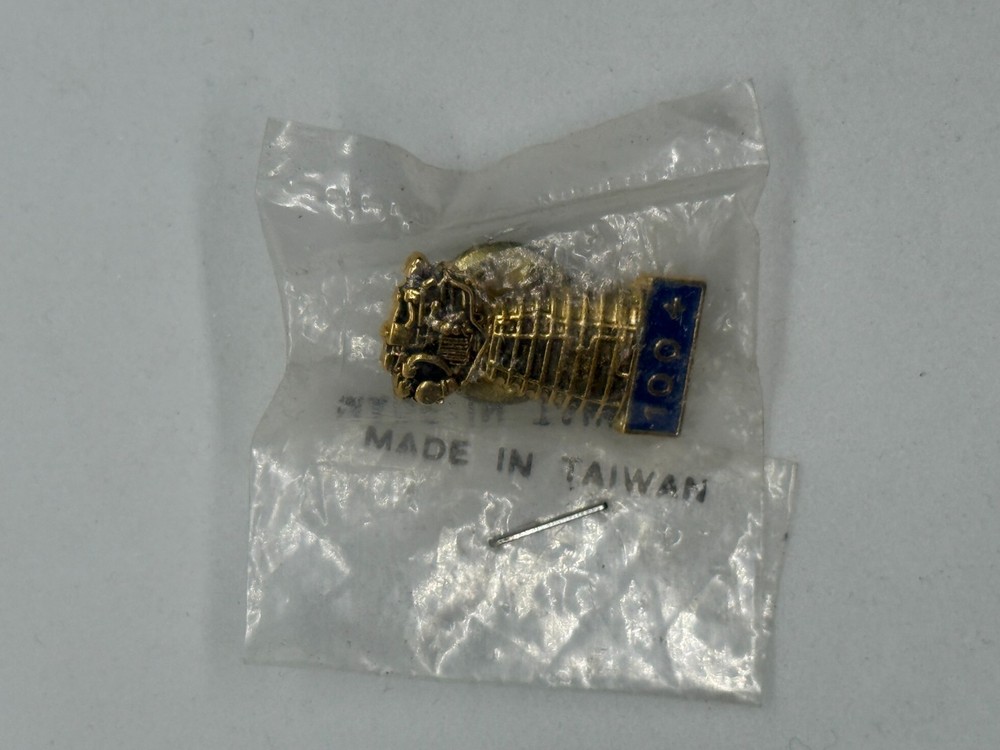 "100+" Rocketdyne Space Shuttle Main Engine Flights Pin