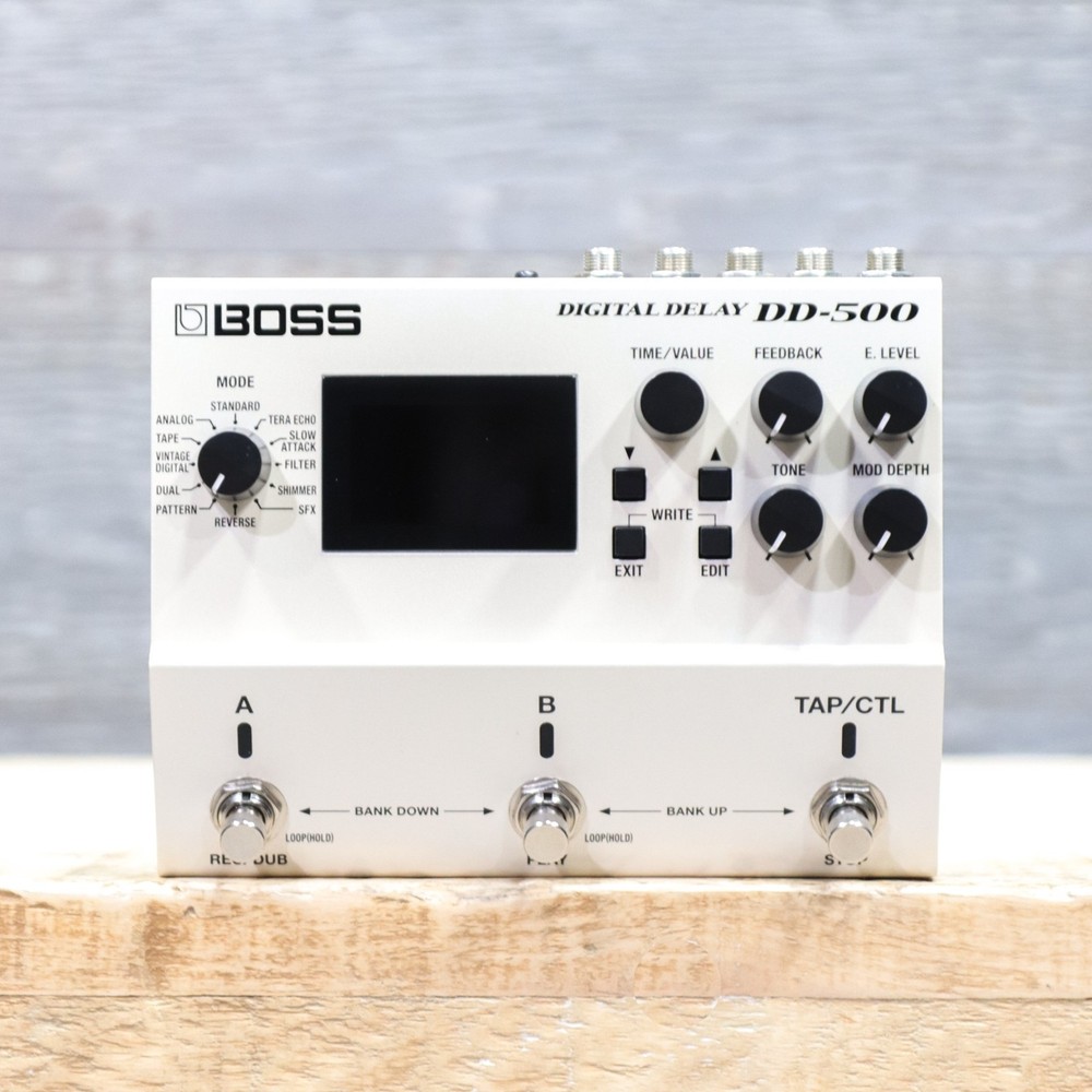 Boss DD-500 Digital Delay 12 Versatile Delay Modes with Looper Effect Pedal