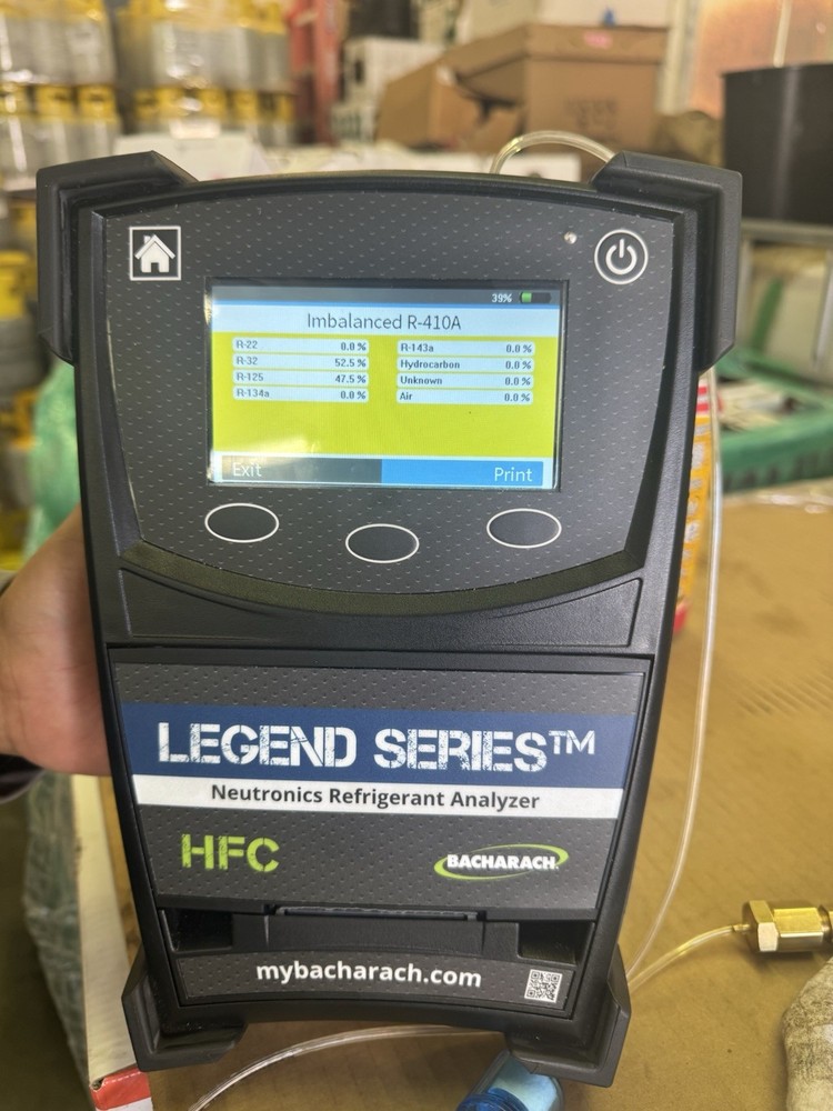 69LEGEND-HFC LEGEND SERIES™ HFC REFRIGERANT ANALYZER