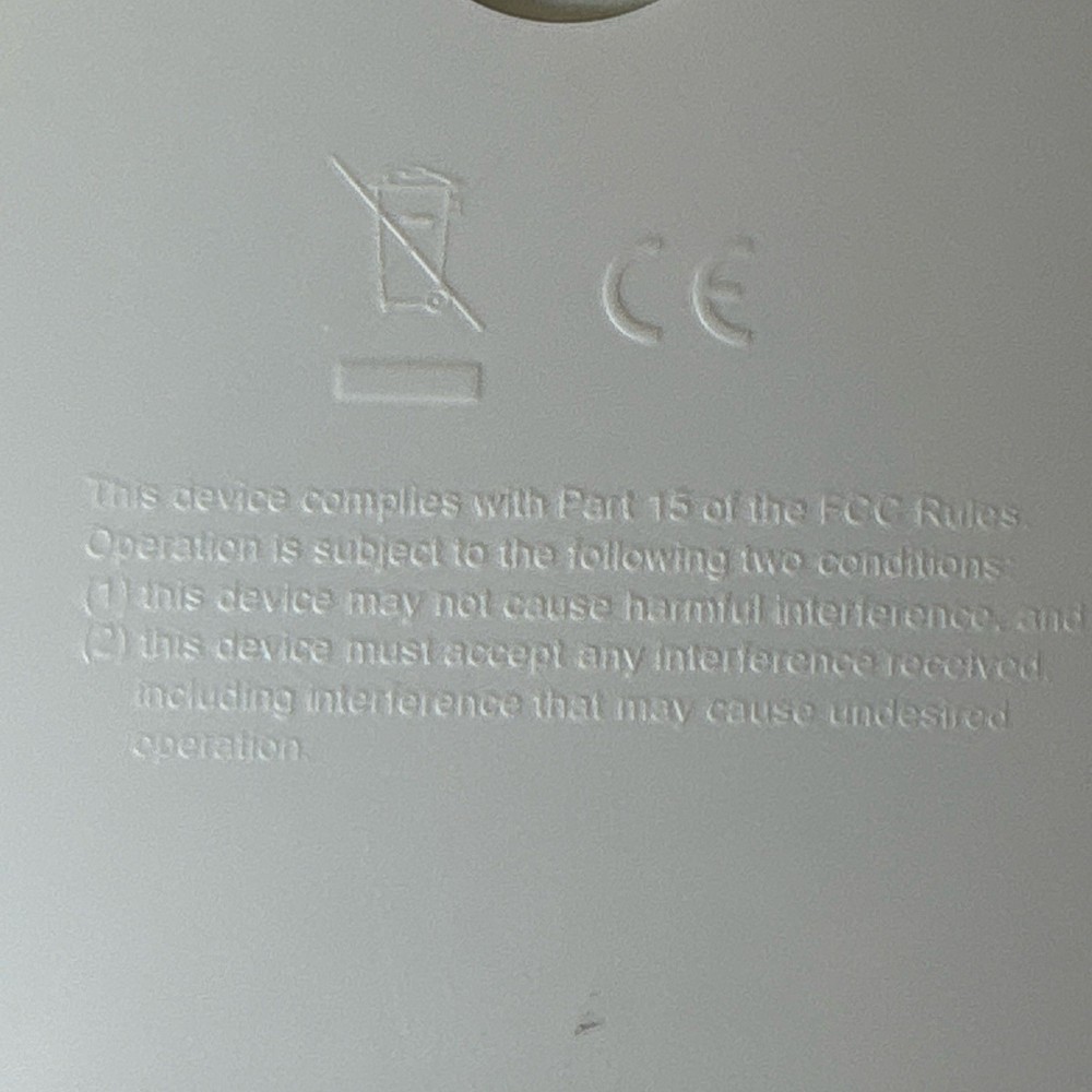 FlashPad Electronic Light & Touch Games Toy Element White Pre-owned Memory Game