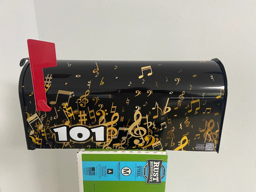 Musicians Custom Mailbox - Handmade Gift For Dad - Personalized gift for her