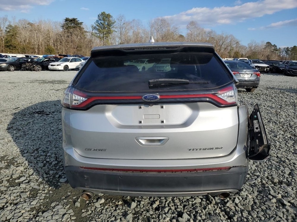 EDGE 2015 Glove Box 4559343