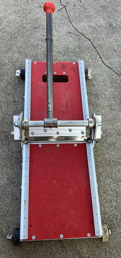 D-Cut Model RC-200 Profile Wall Base Cutter