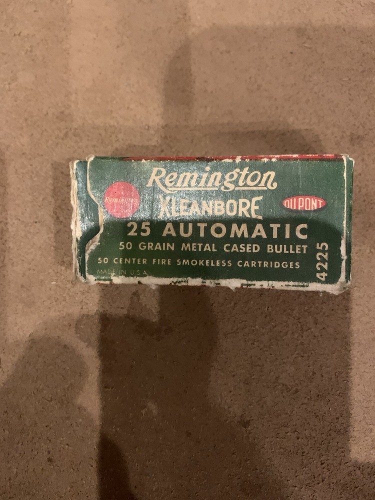 Empty Remington Kleanbore   Ammo Box  25 Automatic Metal Cased