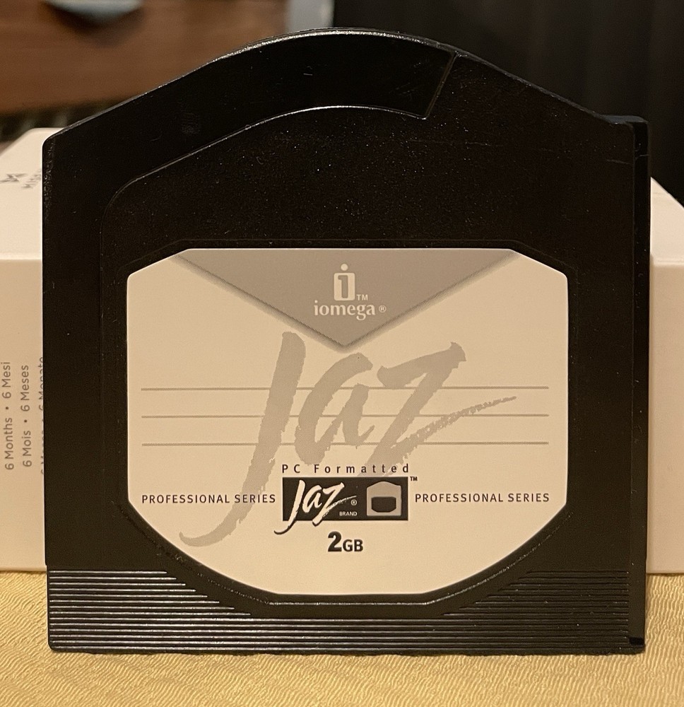 lomega Jaz disk 2GB NEW