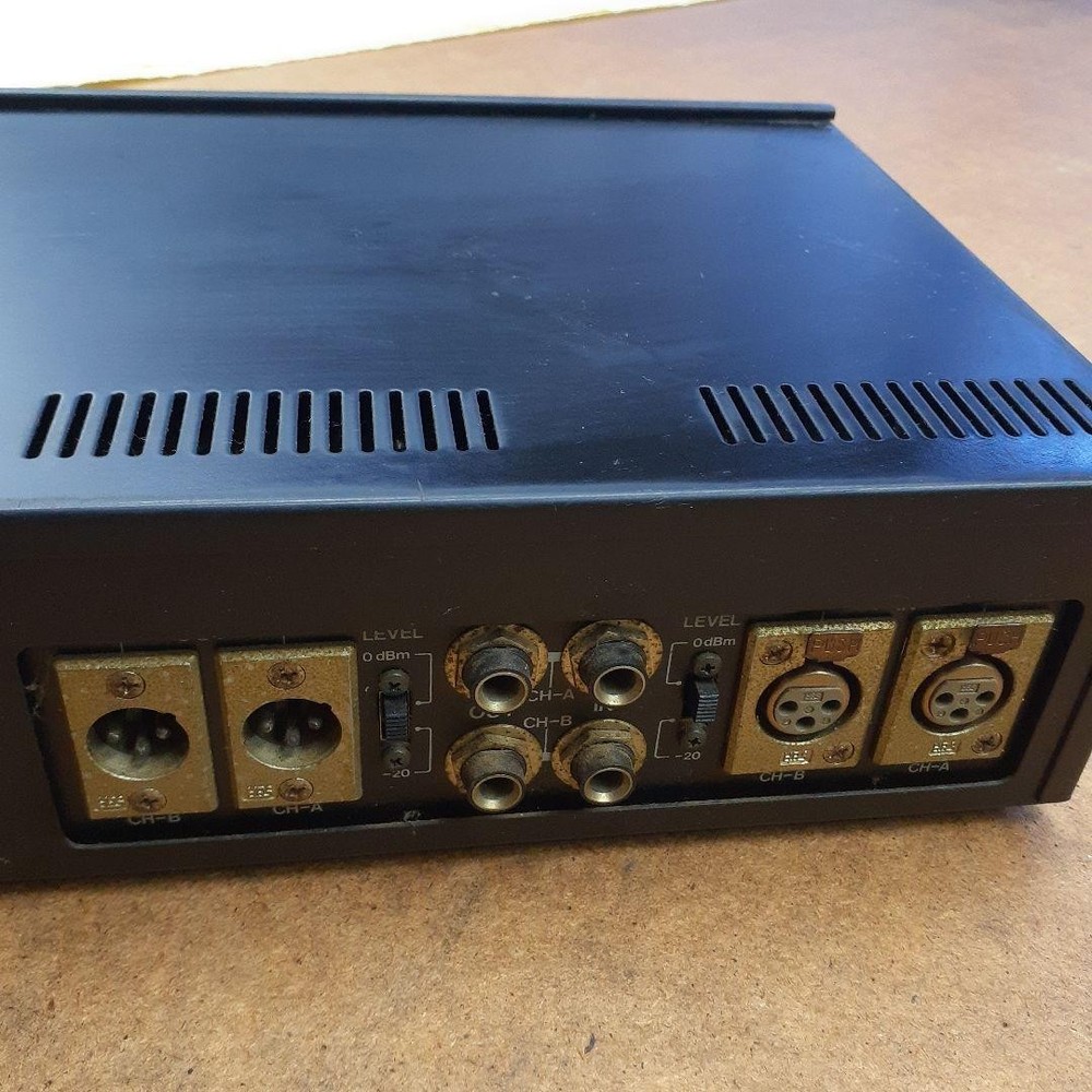 Roland SEQ-315 Graphic Equalizer