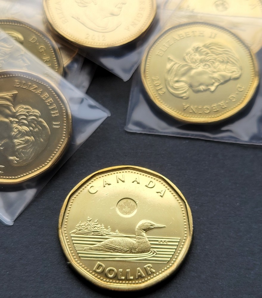 ***CANADA LOONIE 2012 *** FROM MINT ROLL ***