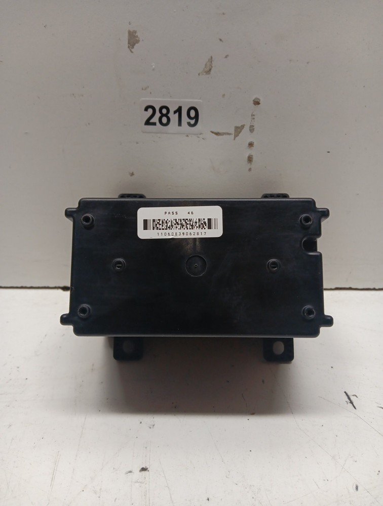 21083375-P08 VOLVO VNL CAB CONTROL UNIT MODULE #2819
