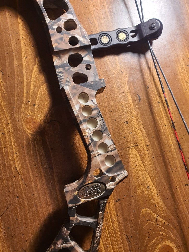 Mathews DXT Compound Bow