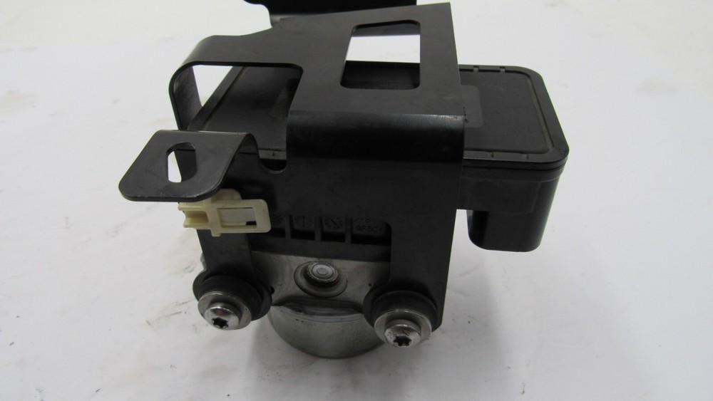2013 TRIUMPH TIGER EXPLORER 1200 XR ABS BRAKE MODULATOR CONTROL MODULE
