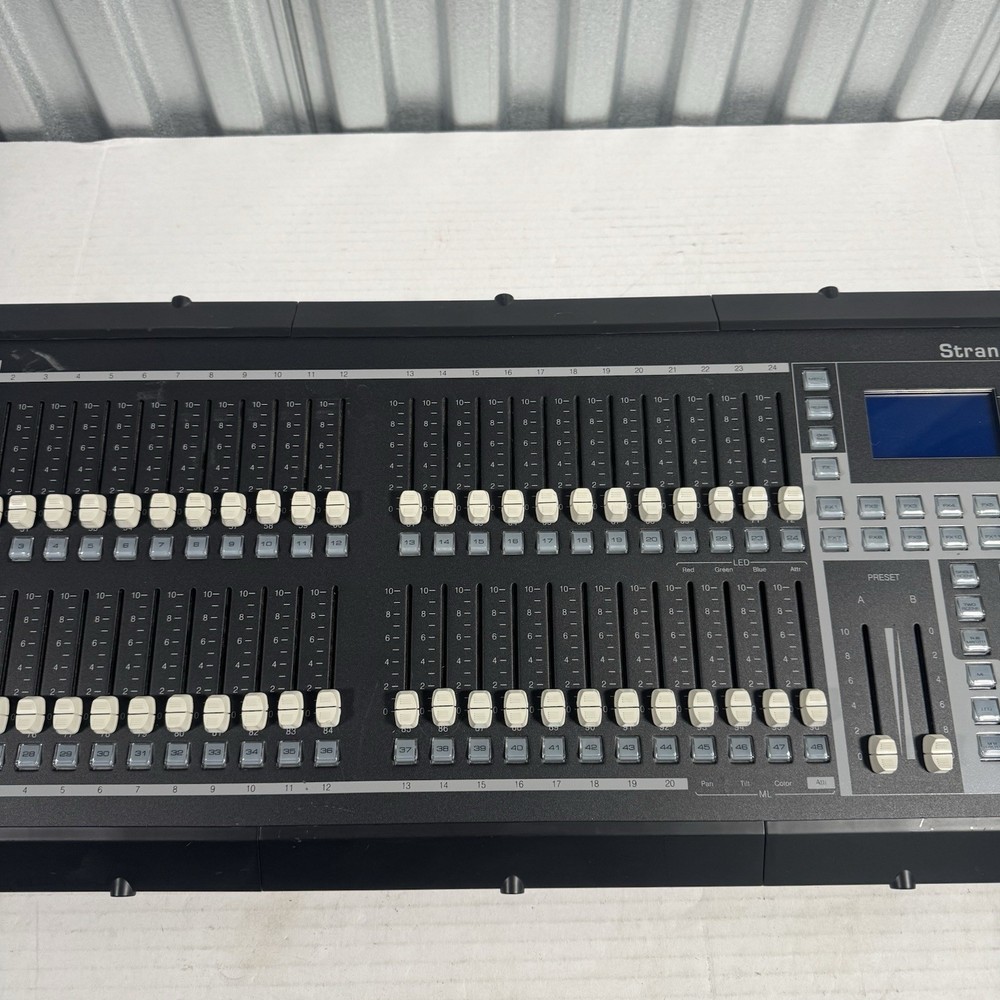 Philips Strand 200 Plus 24/48 Portable Console / 64340 — UNTESTED