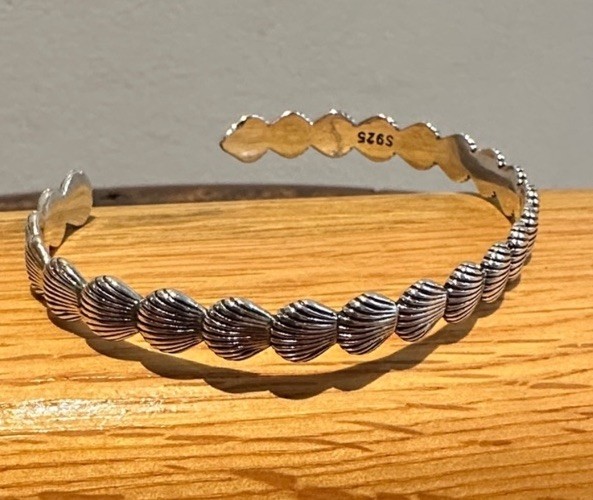 Cape Cod Scallop Shell Adjustable Cuff Bracelet NEW Gift Wrapped