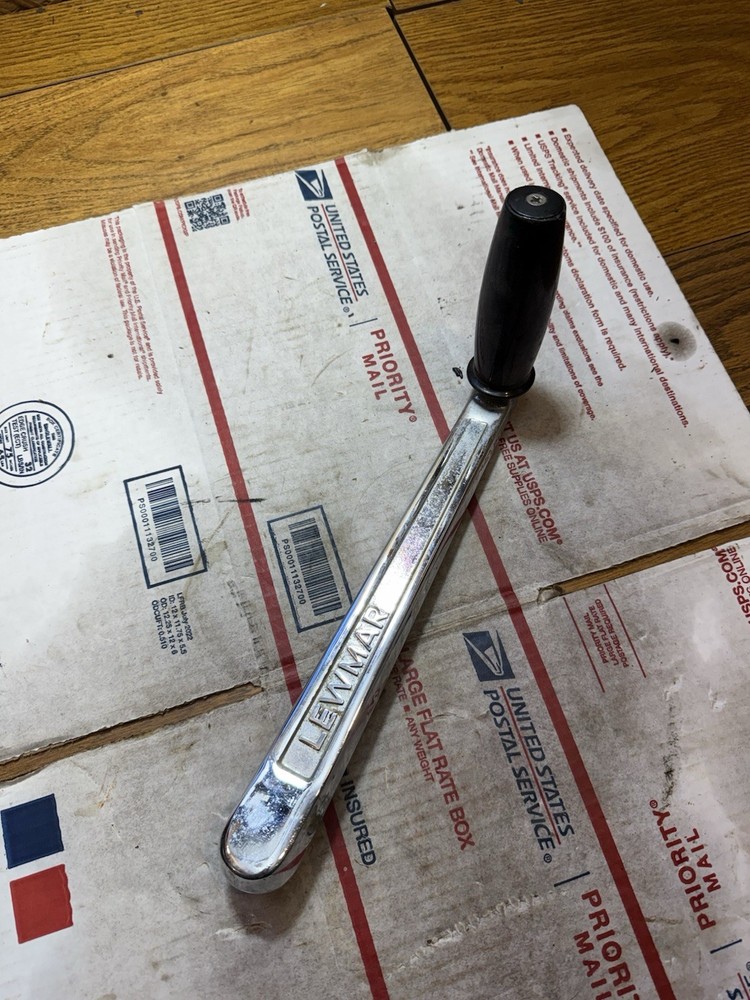 Lewmar winch handle