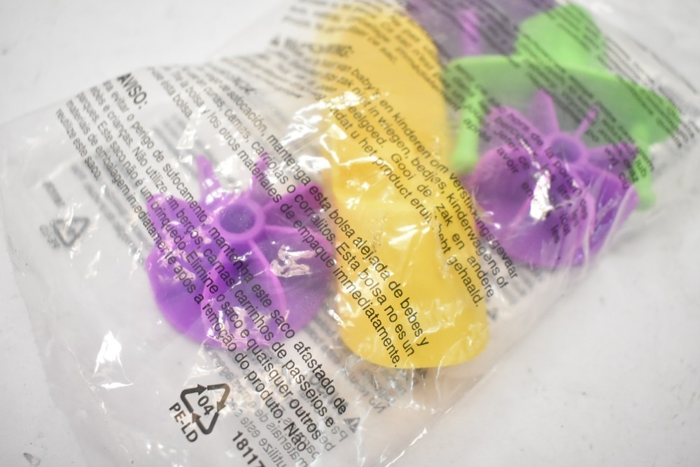 Step2 Rain Showers Water Table Replacement Spinners & Chutes Sealed Pack