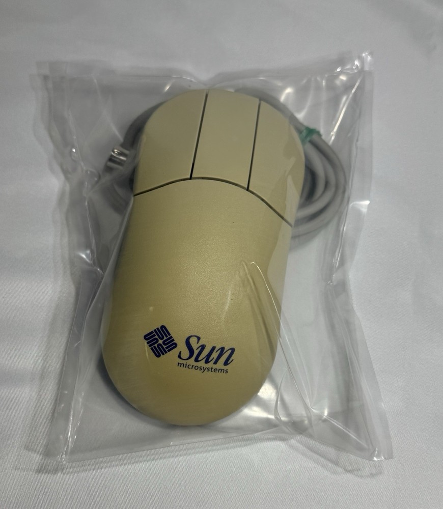 Sun Microsystems 370-3631 Type-6 Mouse, Mini-Din Connector, 3 Button - Tested