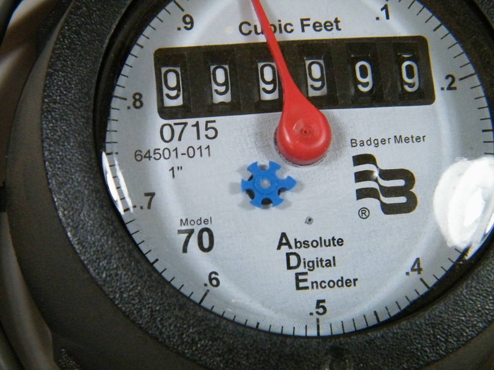 BADGER METER 1" GRAY MODEL 70 ABSOLUTE DIGITAL ENCODER 64501-011 WATER METER NEW