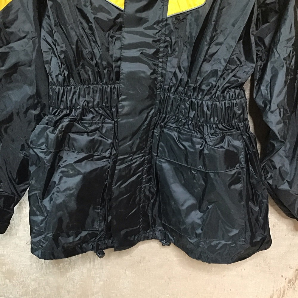Thunder Under Motorcyclists Rain Suit. Jacket/Pants. Size Large.