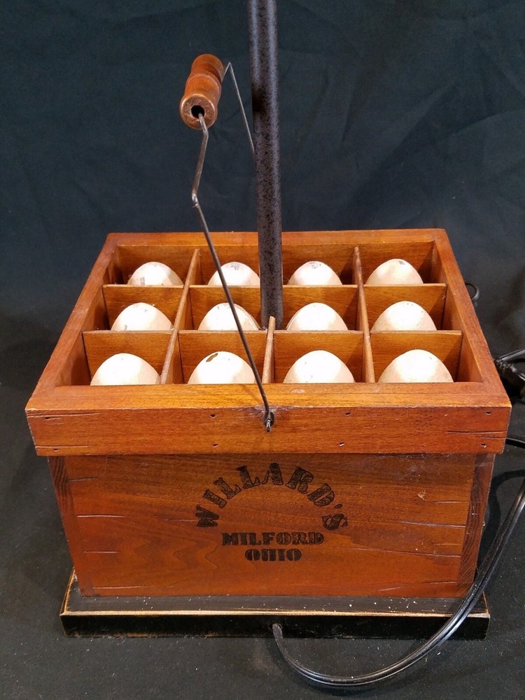Egg Crate Lamp