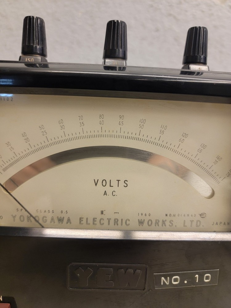 Yokogawa DC Voltmeter JisC1102