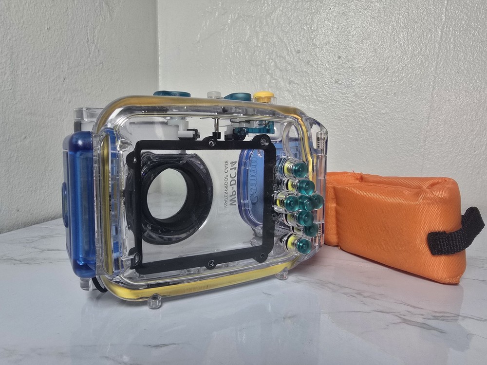 Canon WP-DC14 Waterproof Case w/ Strap 40M/130Ft