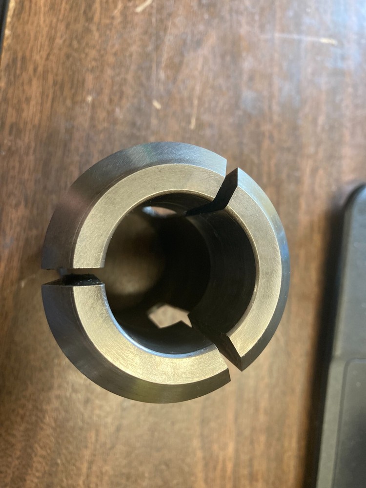 1-3/8"   ROUND  22D  BROWN & SHARPE COLLET
