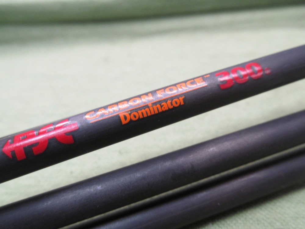 Four (4) PSE Carbon Force Dominator 300 Arrows