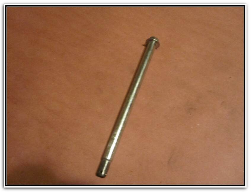 04 KAWASAKI EX250 EX 250 NINJA FRONT AXLE BOLT