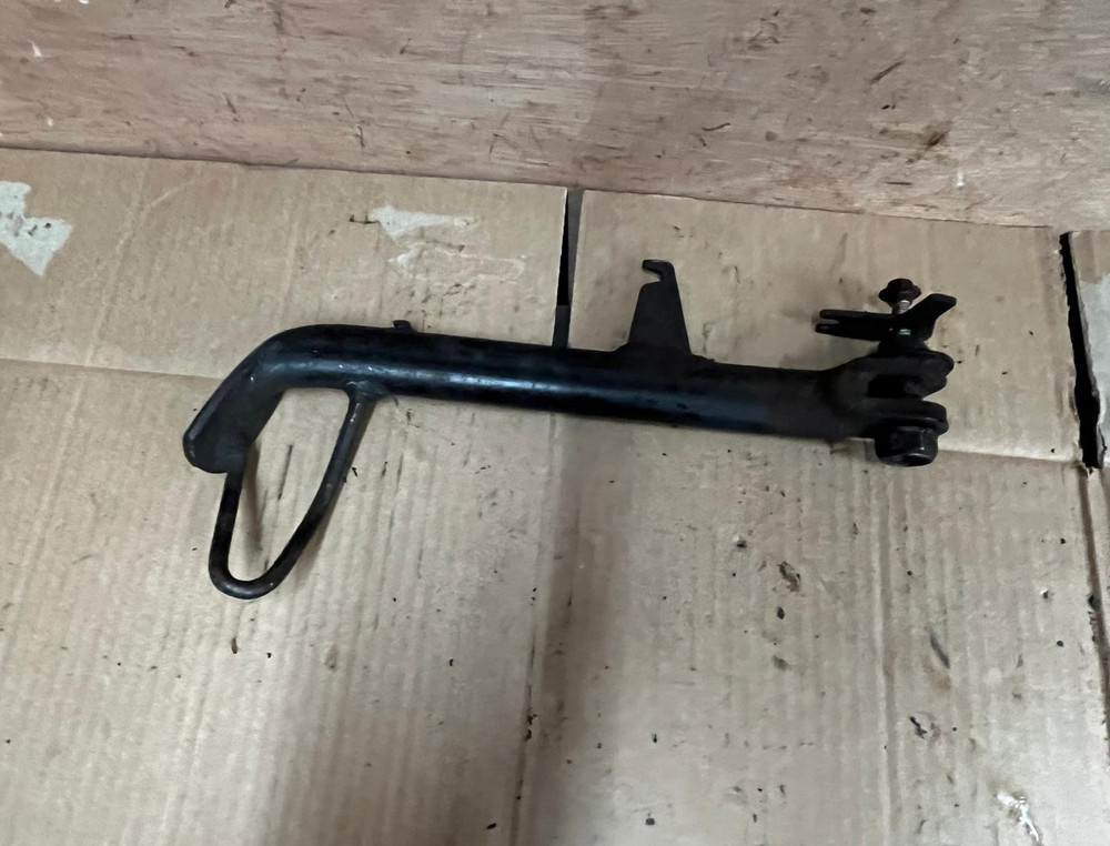 2009 Honda CBR 125 Side Stand