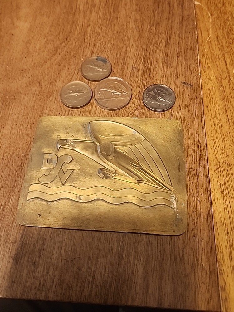 Ww2 German Swimming Plaque And Medals