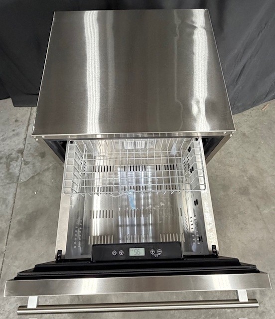 Summit ADFD2D24 ADA Compliant 24" Wide 2-Drawer All-Freezer