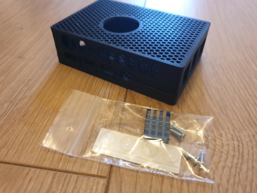 Raspberry Pi 4 Pi4 PoE+(PLUS) Hat Case Power over Ethernet Box Mount Wall / VESA