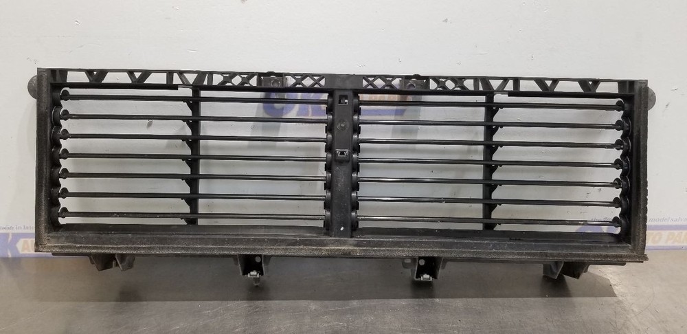 23 DODGE RAM 2500 AIR SHUTTER 6.7L