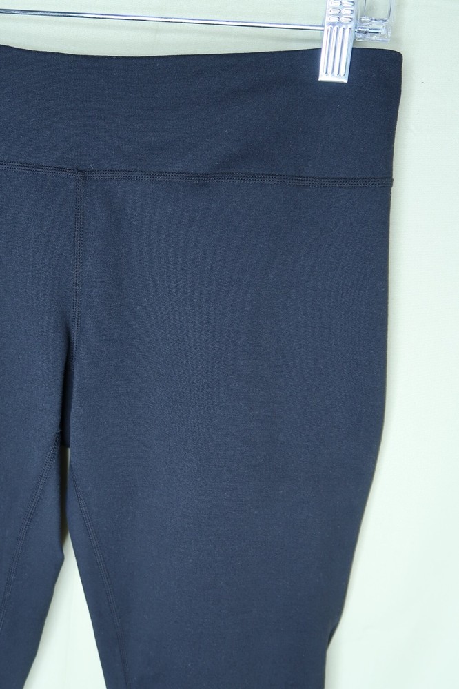 Zella Solid Black Cropped Capri Athletic Leggings Vented Side Womens Size Medium