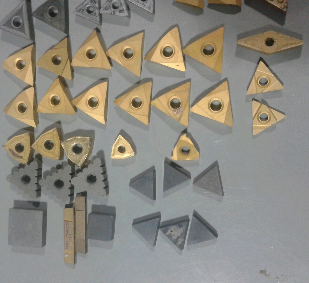 Misc Lot of (72) Carbide Turning Tool Inserts